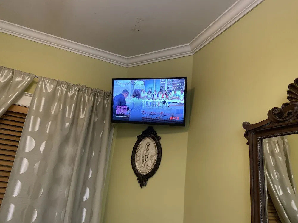 Ocean Breeze Executive Bed and Breakfast