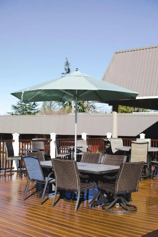 Prosperos Flagship Inn