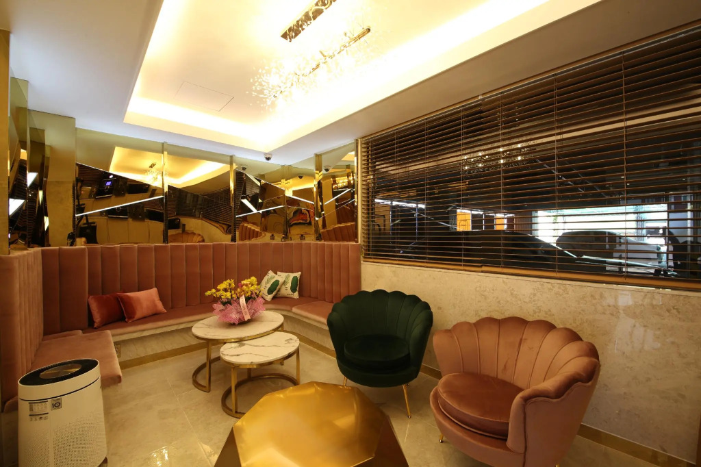 Den Basta Hotel bifc