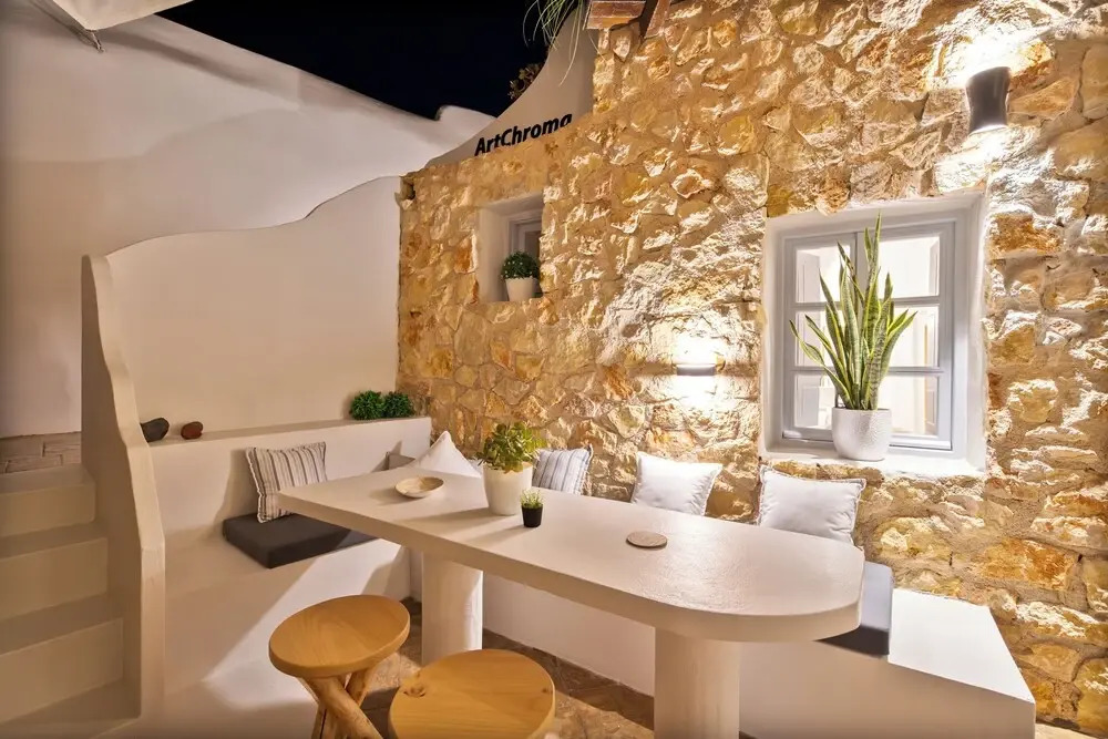 ArtChroma House