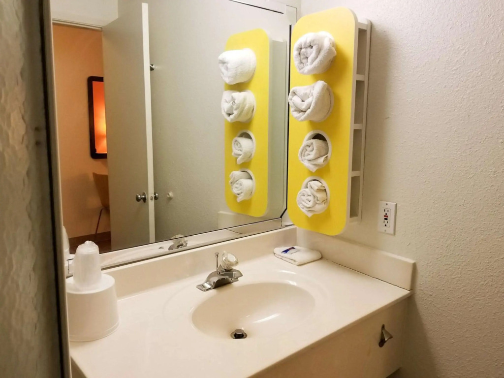 Motel 6-Normal, IL - Bloomington Area