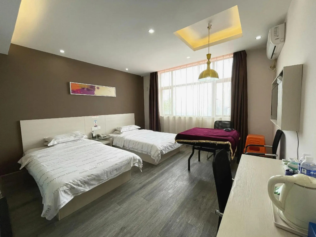 Moli Huakai Chain Hotel Huanggang Yuwang City