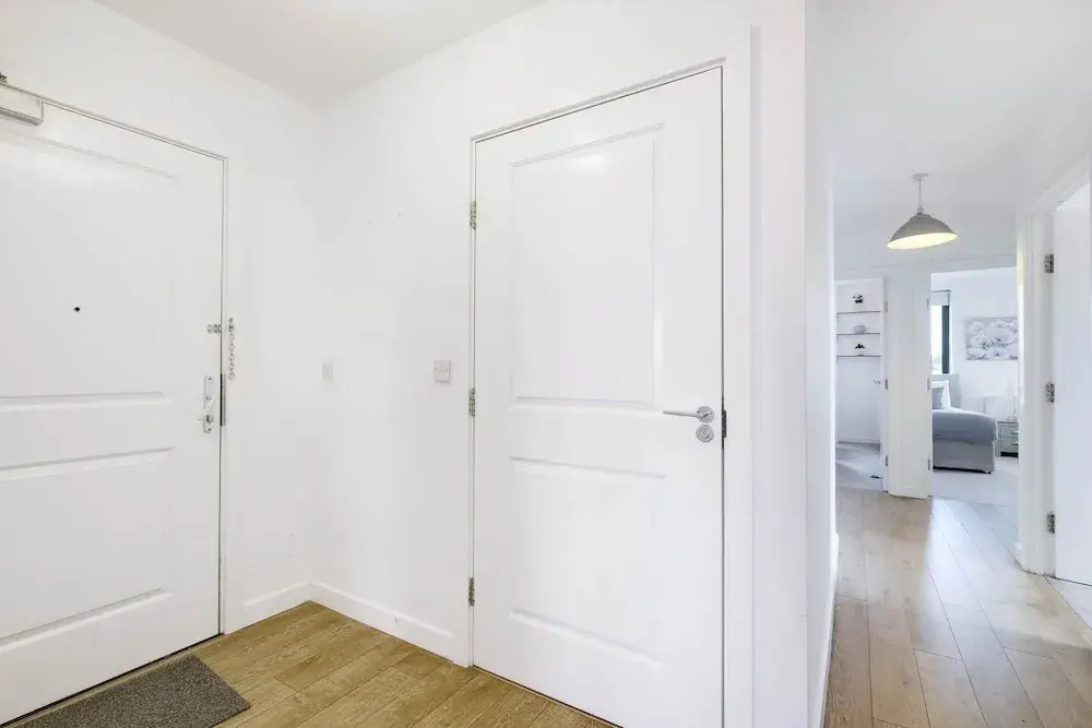 Bovet 3 Bedroom 1 Bathroom Apartment
