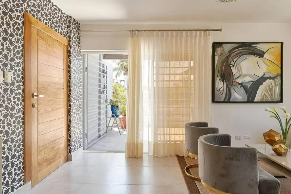 Cozy 1BR With Balcony in Santo Domingo