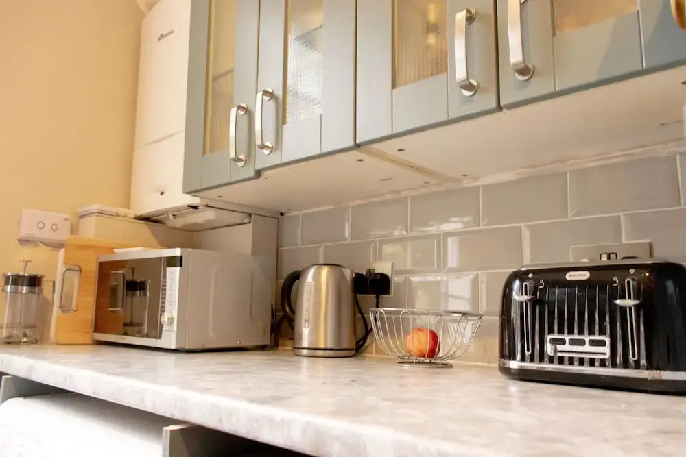 Trendy Two Bed Apartment With Private Garden