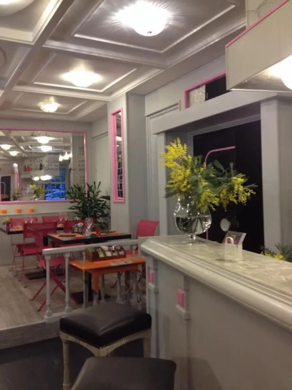 Logis Hotel-restaurant Les Glycines