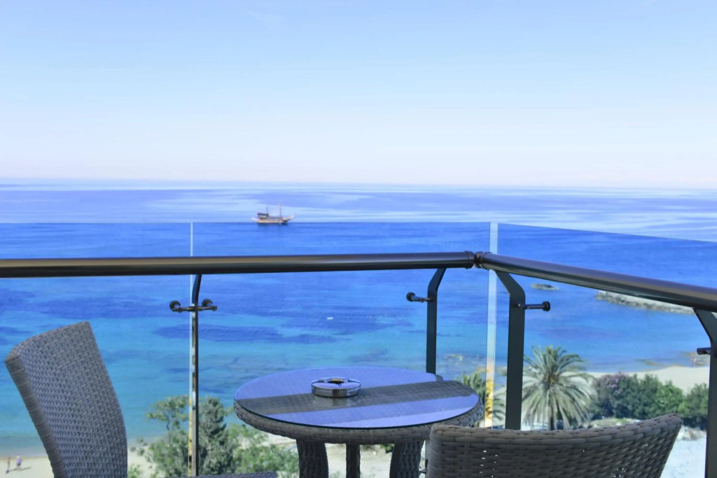 Azura Deluxe Resort & Spa - Ultra All Inclusive