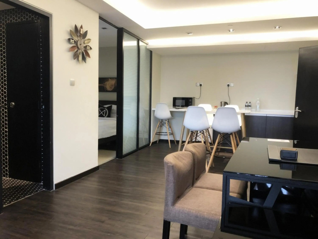 M Roof Hotel & Residences