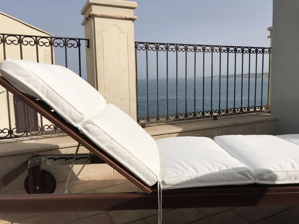 Veranda Suites