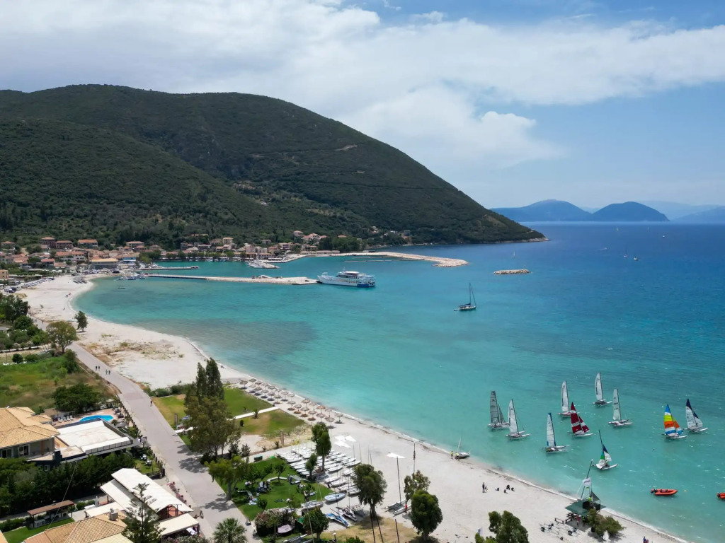 Elisso Hotel