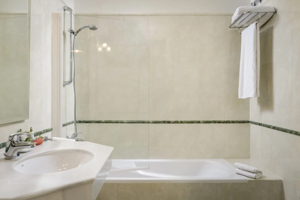 Hotel YIT Casa Grande