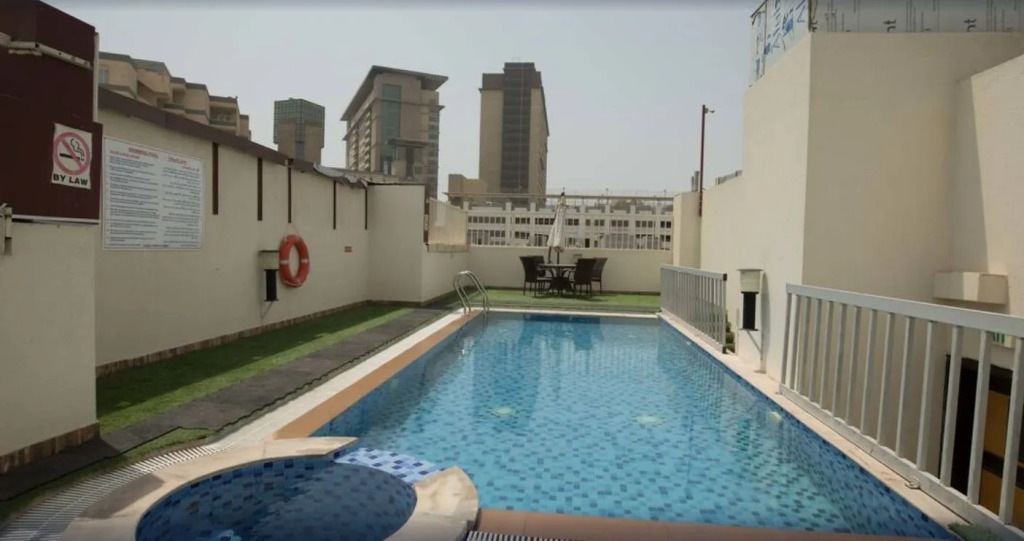 Voyage Hotel