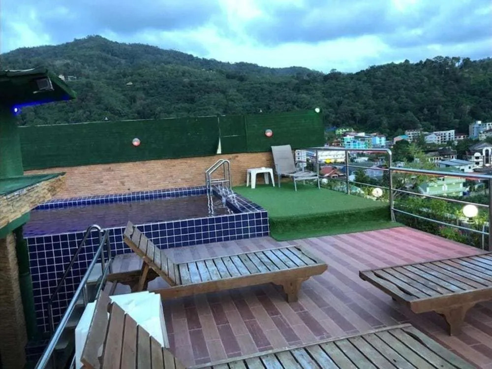 OYO Dynasty Hotel