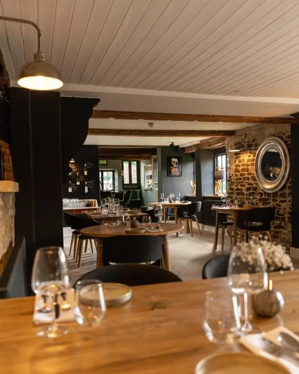 Rooms at The Exeter Arms Easton