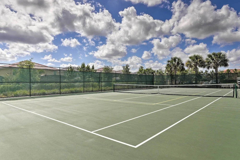 10 Mi to Disney World: Oasis w/ Resort Amenities!