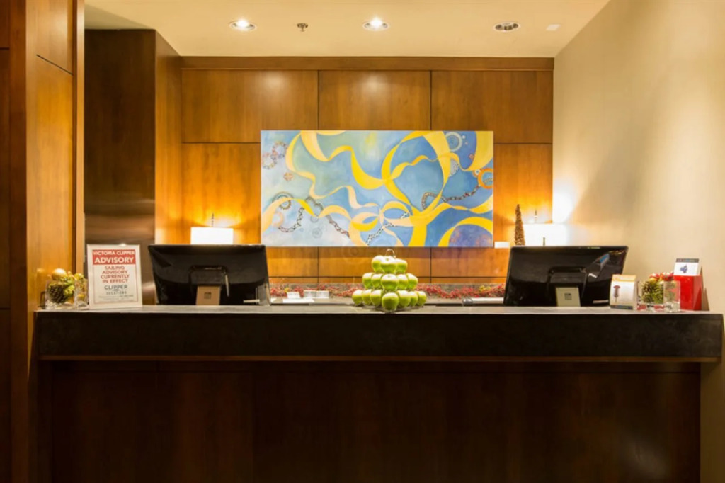 Oswego Hotel