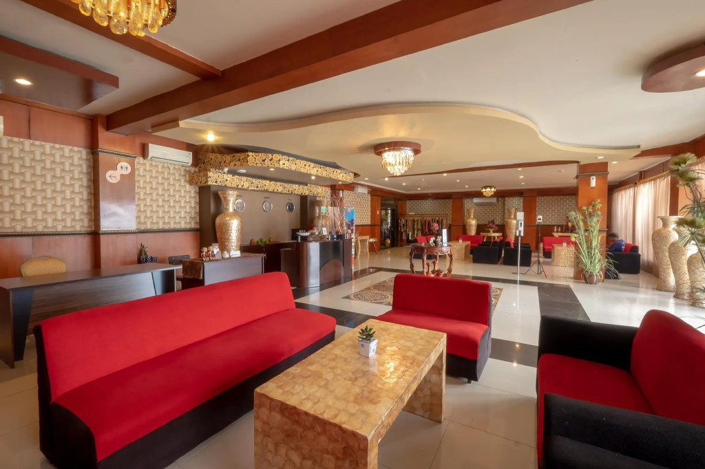 Red Chilies Hotel
