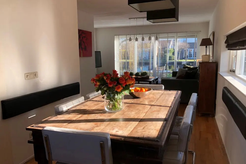 Vink Water View Apartment