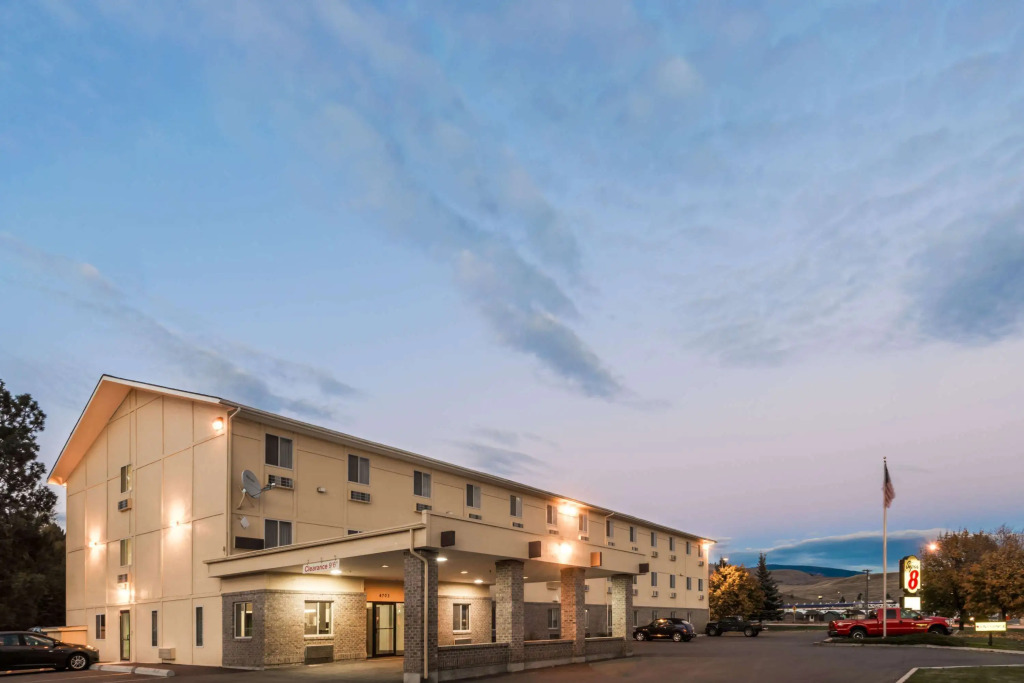 Super 8 by Wyndham Missoula/Reserve St
