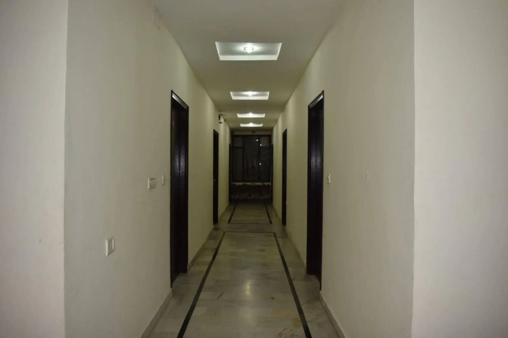 Hotel Akaal Residency