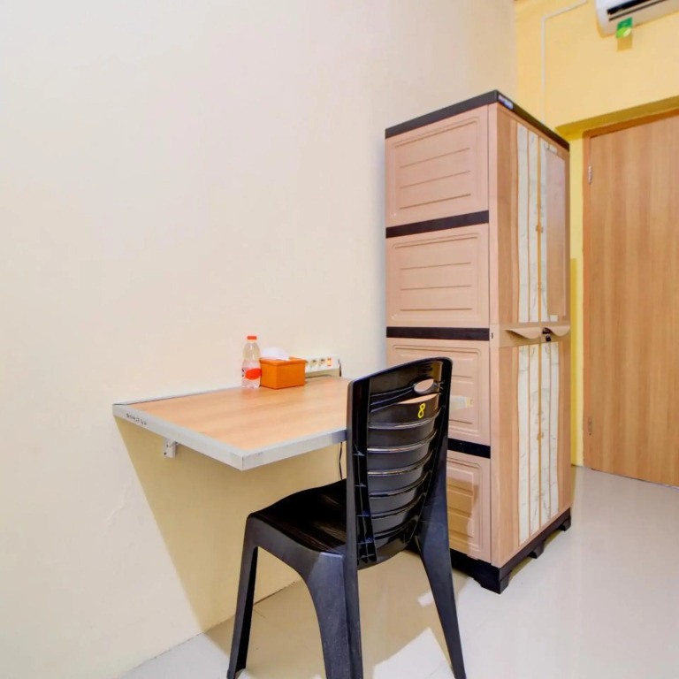 Hotel O Alun-Alun Purwokerto Near Gor Satria Purwokerto Formerly Guest House Blessing