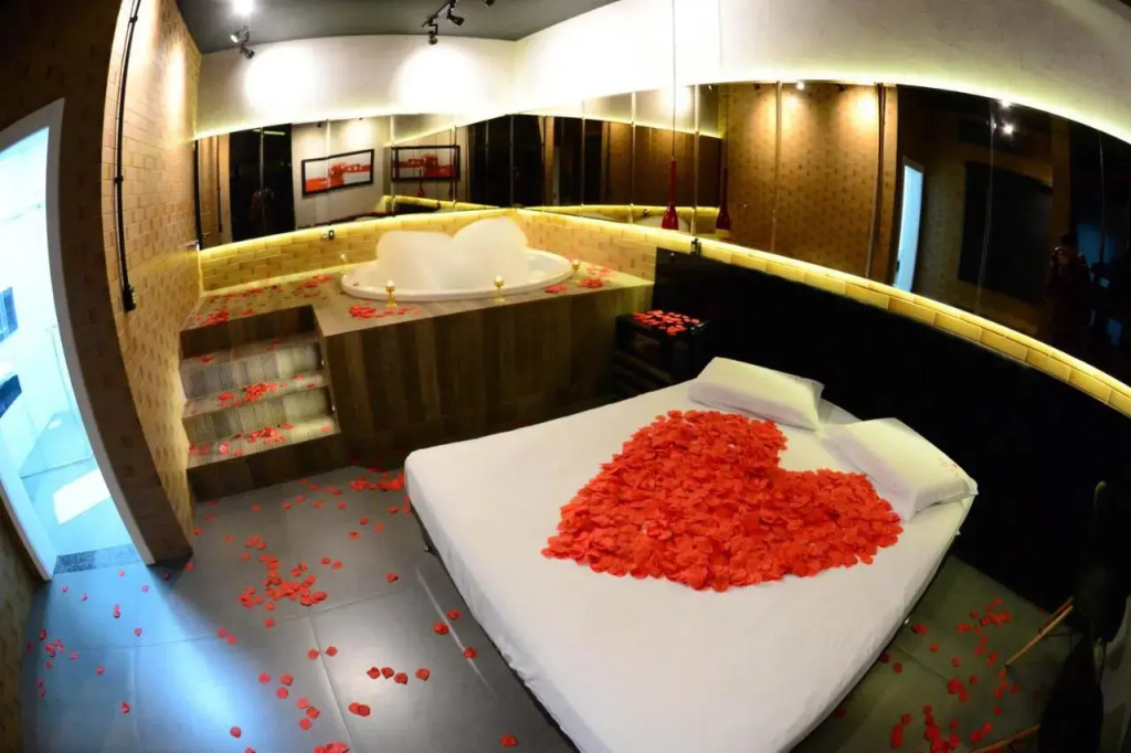 Helus Motel
