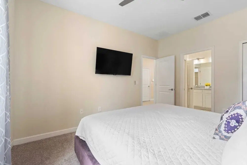 Stinger Luxe Retreat by AvantStay