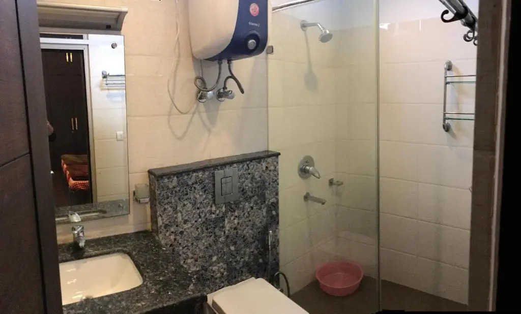 Spacious 3bhk apartment!