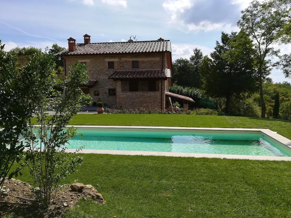 Villa With 5 Bedrooms in Pieve Santo Stefano, With Private Pool and Wifi