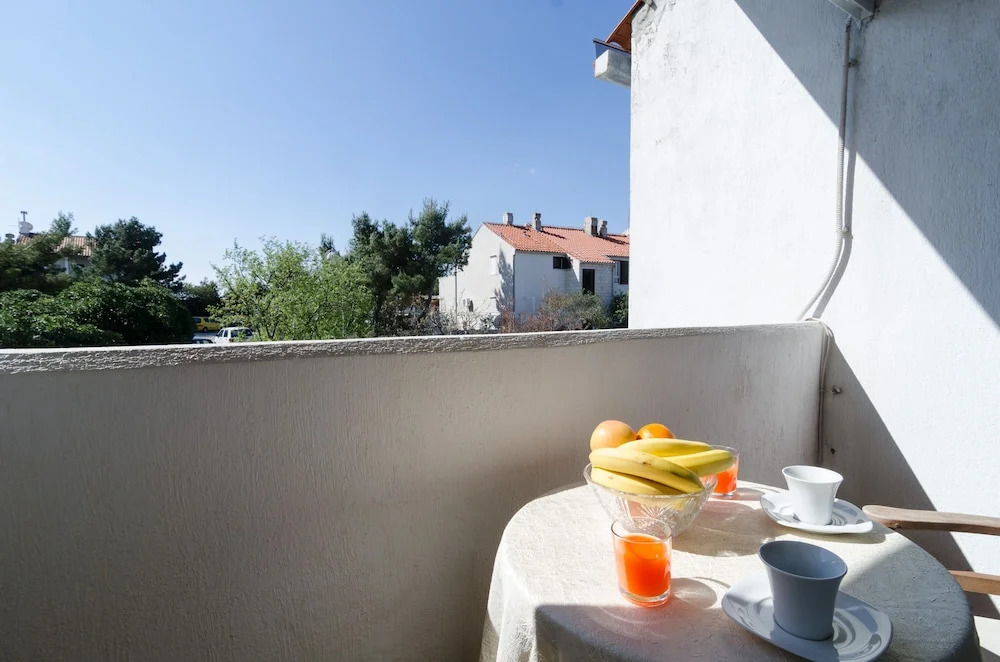Apartment Amela