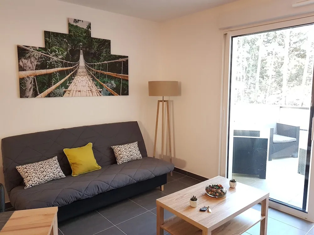 Appartement Neuf Stylé Proche Gare Sud