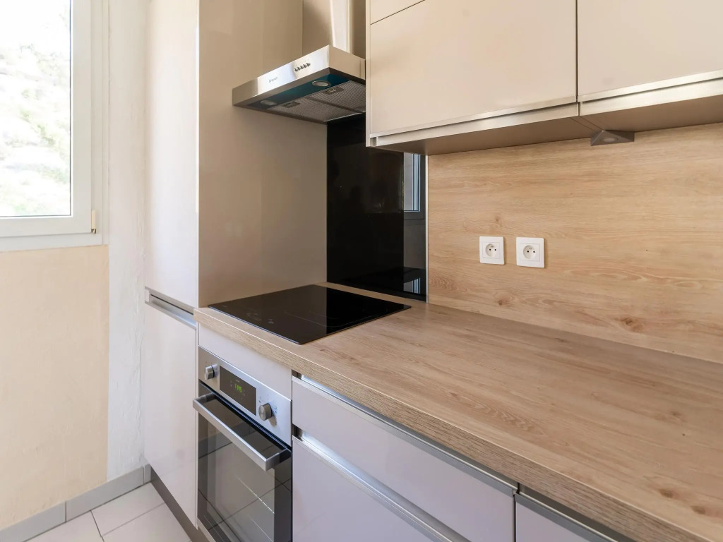 Cosy holiday home in Minerve with garden