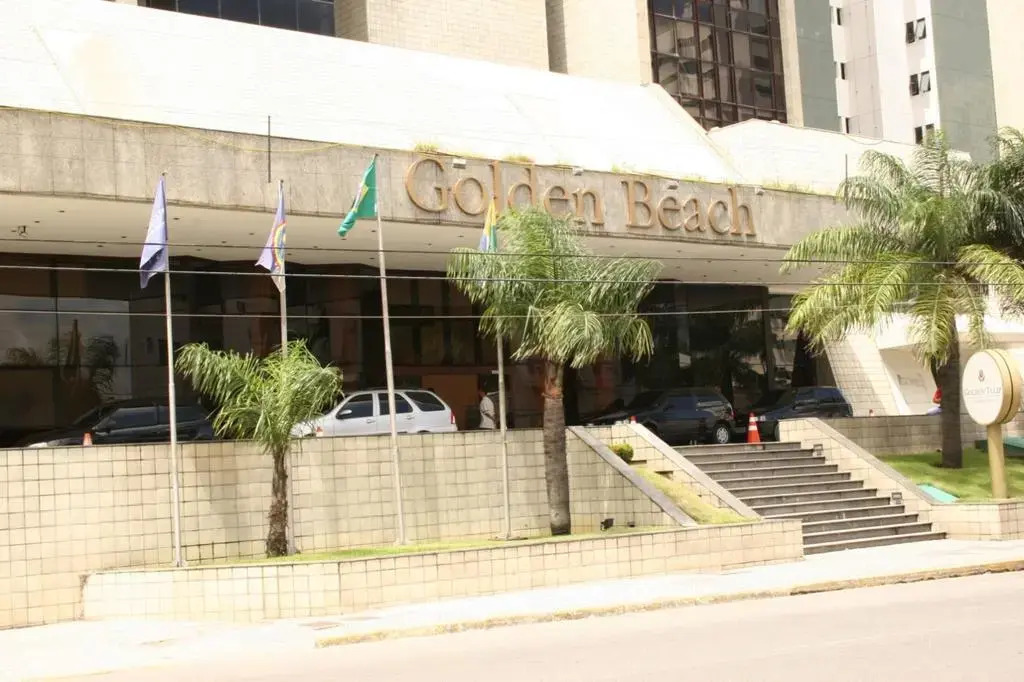 Golden Tulip Golden Beach