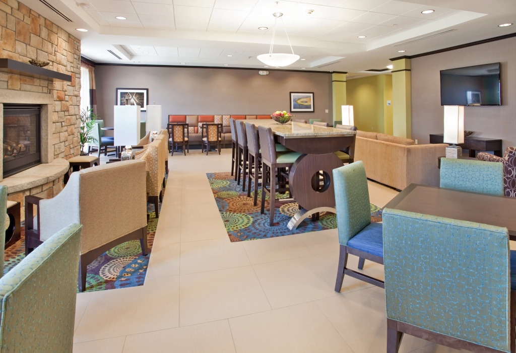 Holiday Inn Express And Suites St. Joseph