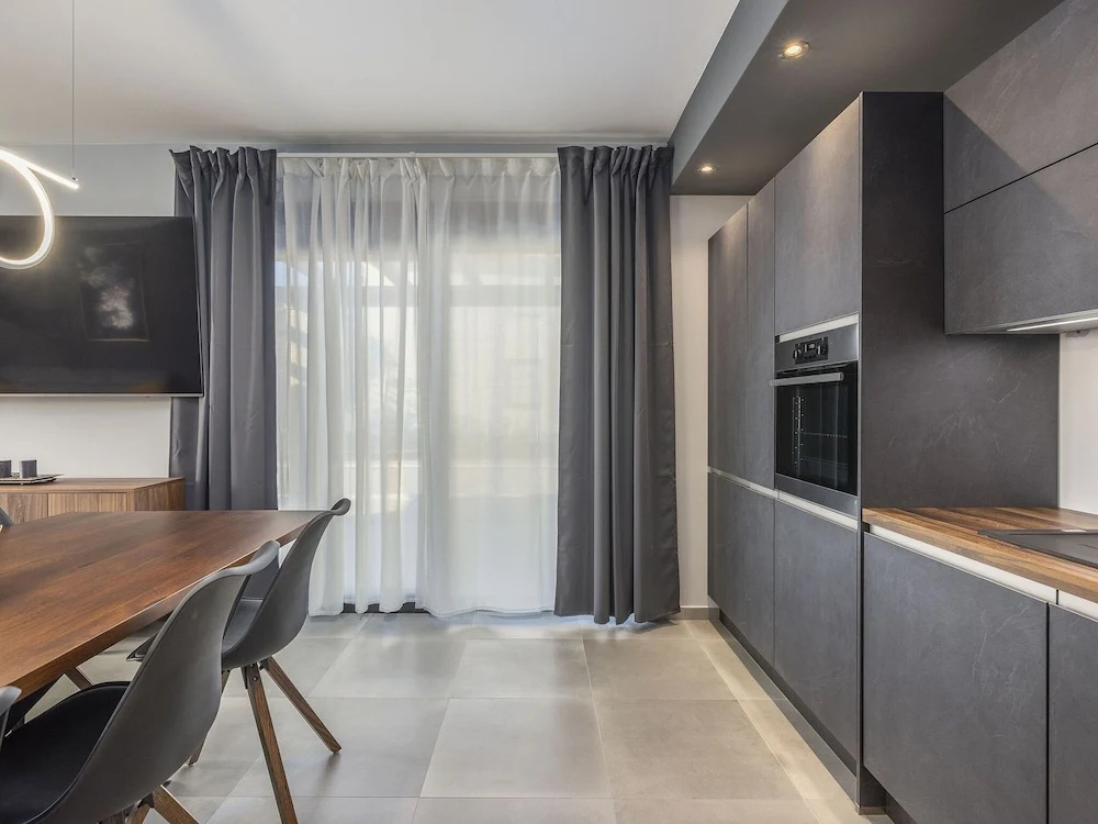 Luxury Villa For Up To 8 Persons With Private Pool