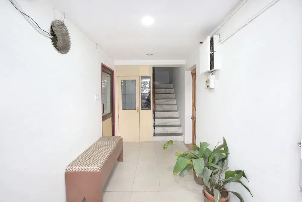 OYO 11584 Home Modern Studio Kasumpti