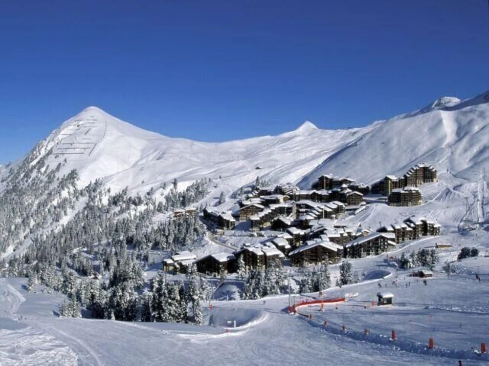 Belle Plagne Three-roomed Apartment on Slopes for 7 People of 48 mÂ² Ner404