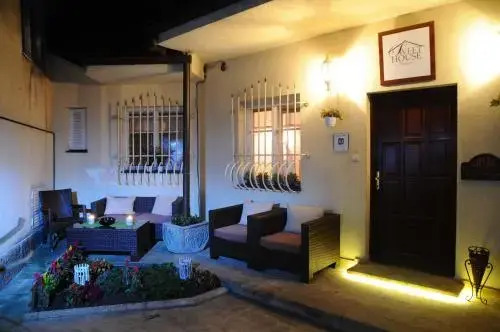 Sweet House Hostel