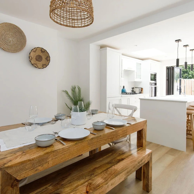 Stylish 2 Bed City Stay