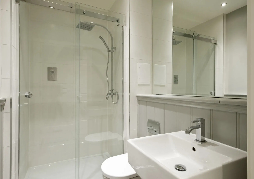 Destiny Scotland - Princes Street Residence