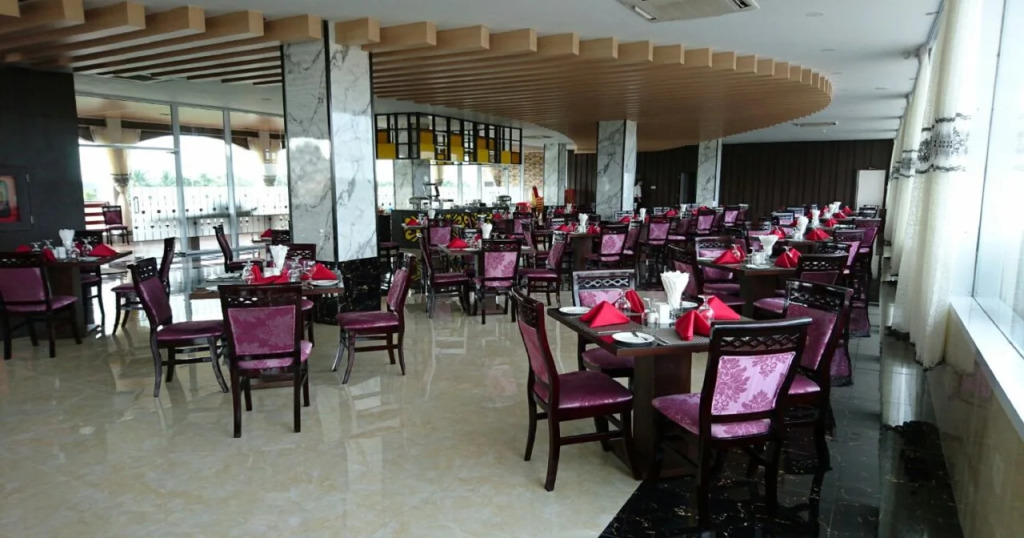 Royal Hinthar Hotel