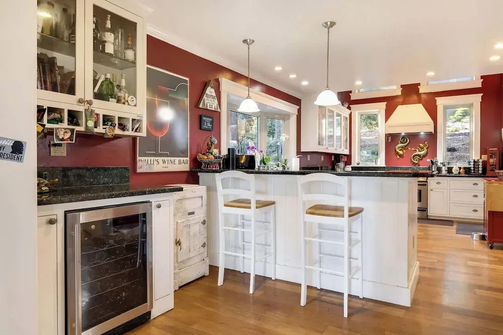 Carnelian Bay Getaway