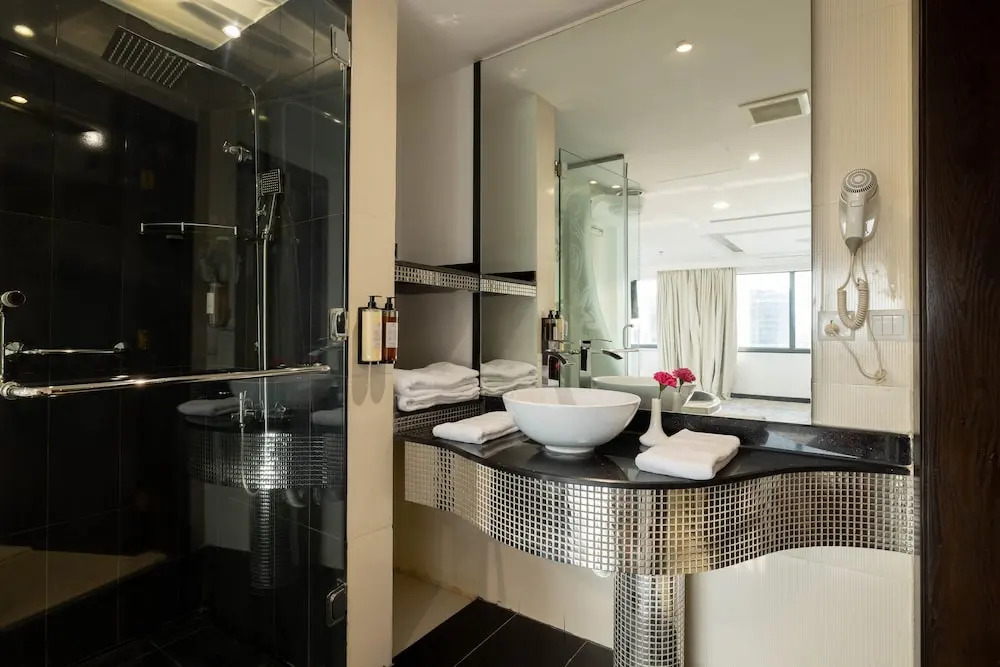 Mira Business Hotel