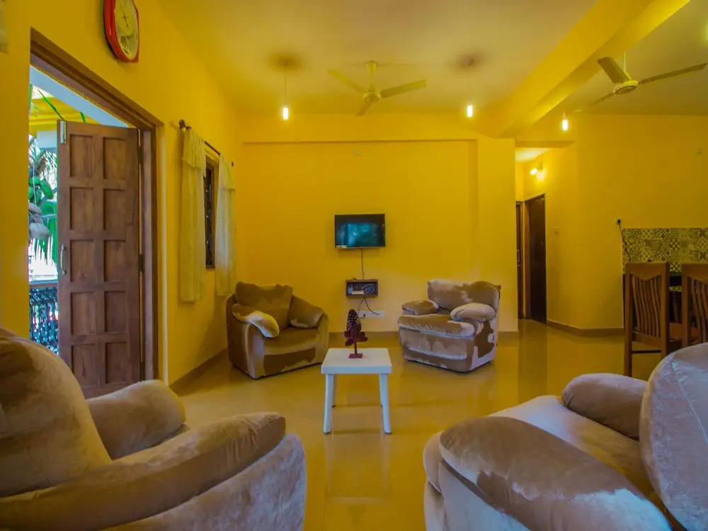 OYO 12998 Home Modern 2BHK Merces