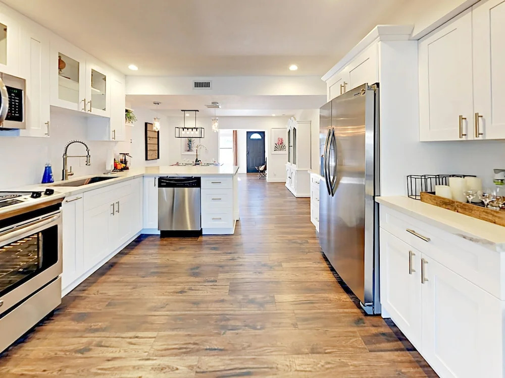 Bohemian Beach House - 3 Br Home