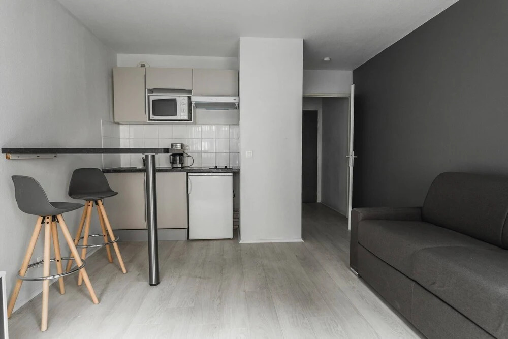 Splendid Studio Near the Wood of Vincennes
