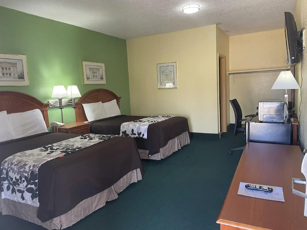 Relax Inn Dilley