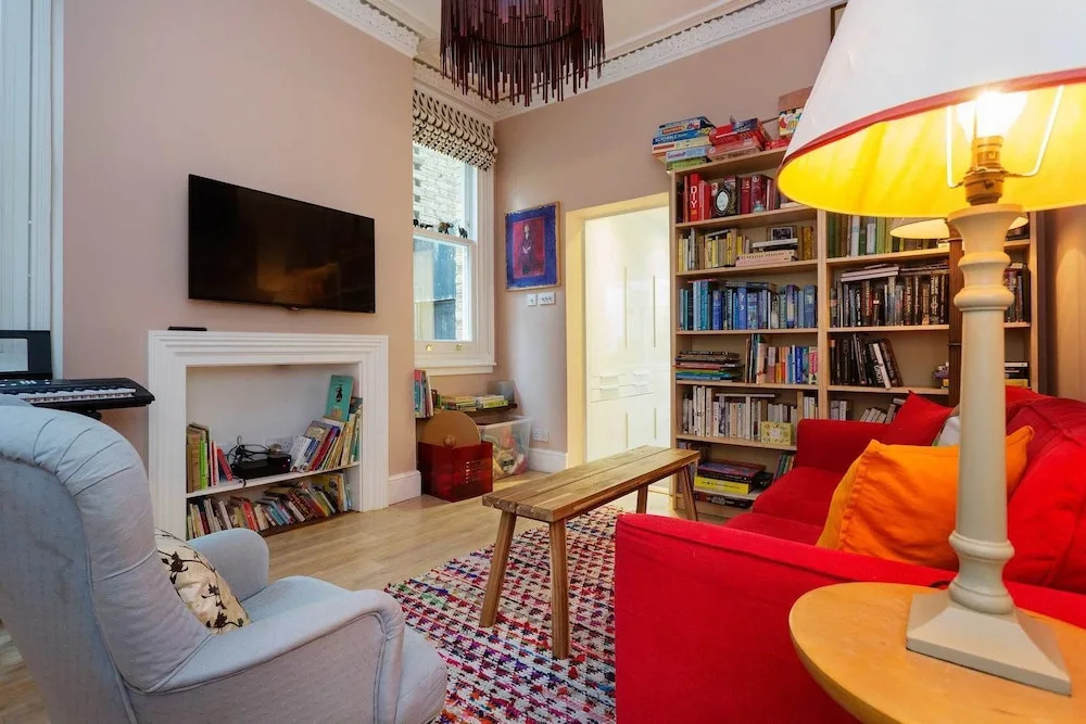 Rylett Crescent Family House