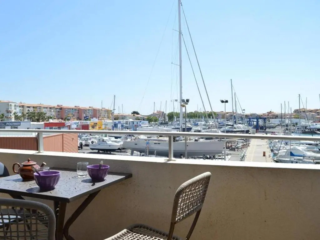 Appartement Cap d'Agde, 2 pièces, 4 personnes - FR-1-249-105