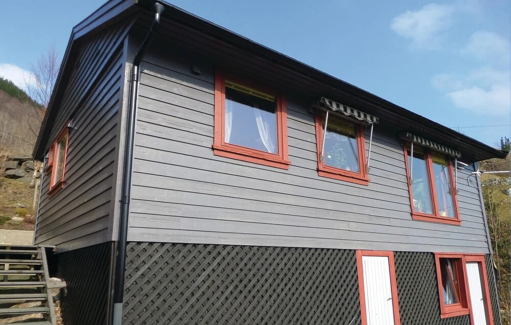 Stunning Home In Steinstø
